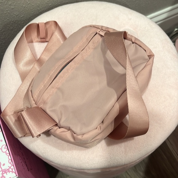 Belt bag - Picture 2 of 3